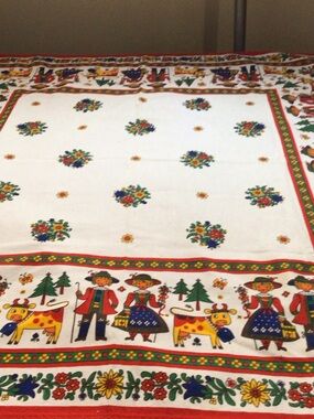 Kolf Made in Austria Tablecloth Cotton Folkart